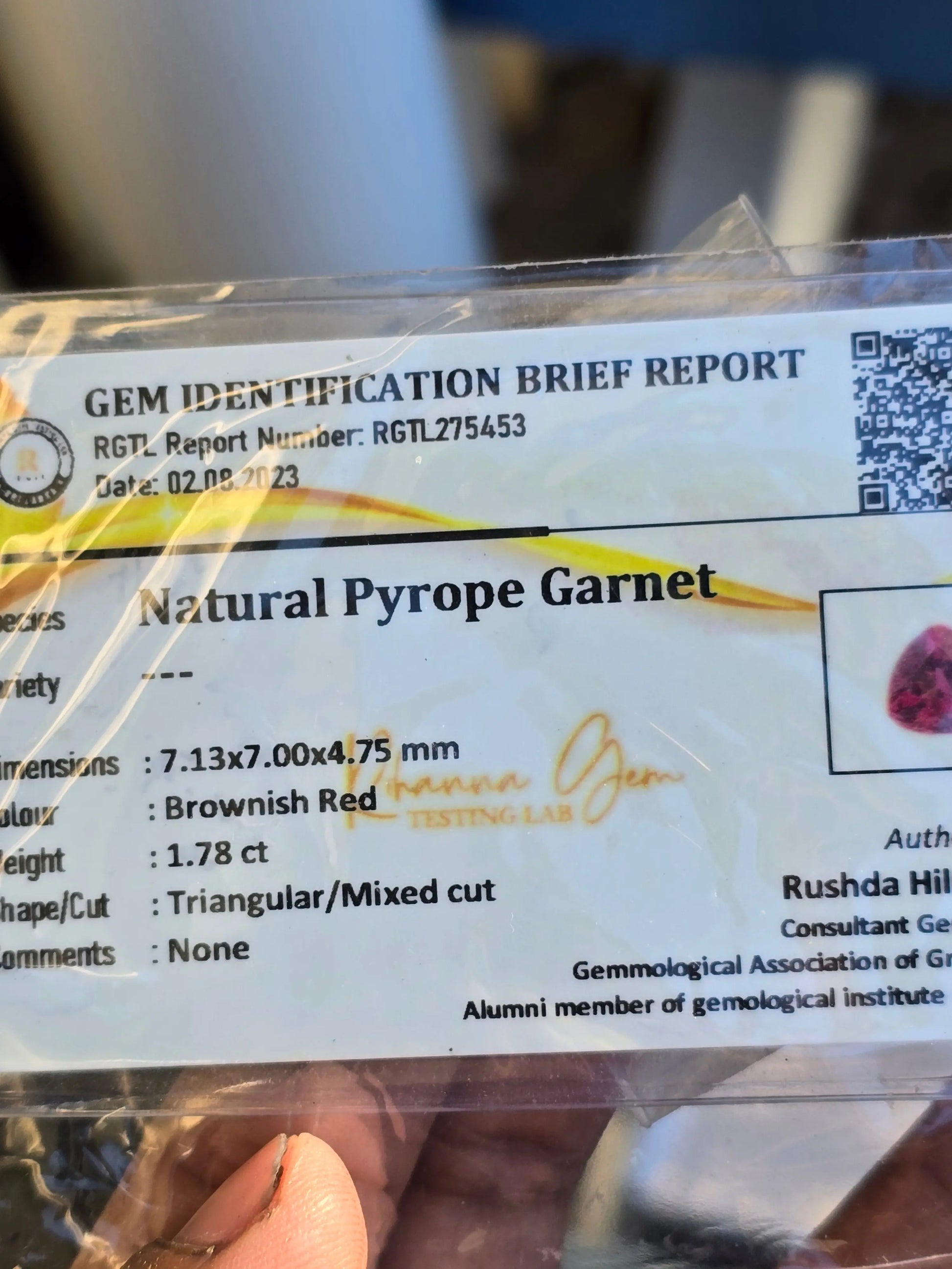 1.78Ct Natural Pyrope garnet | Trillion | Unheated Lustrous Stones