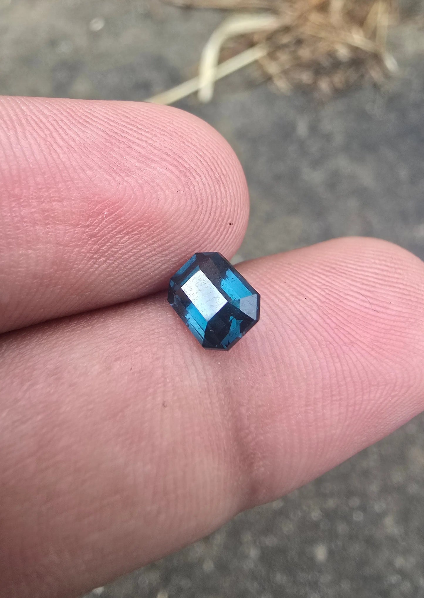 1.05Ct Cobalt Spinel | Octagonal | Unheated Lustrous Stones