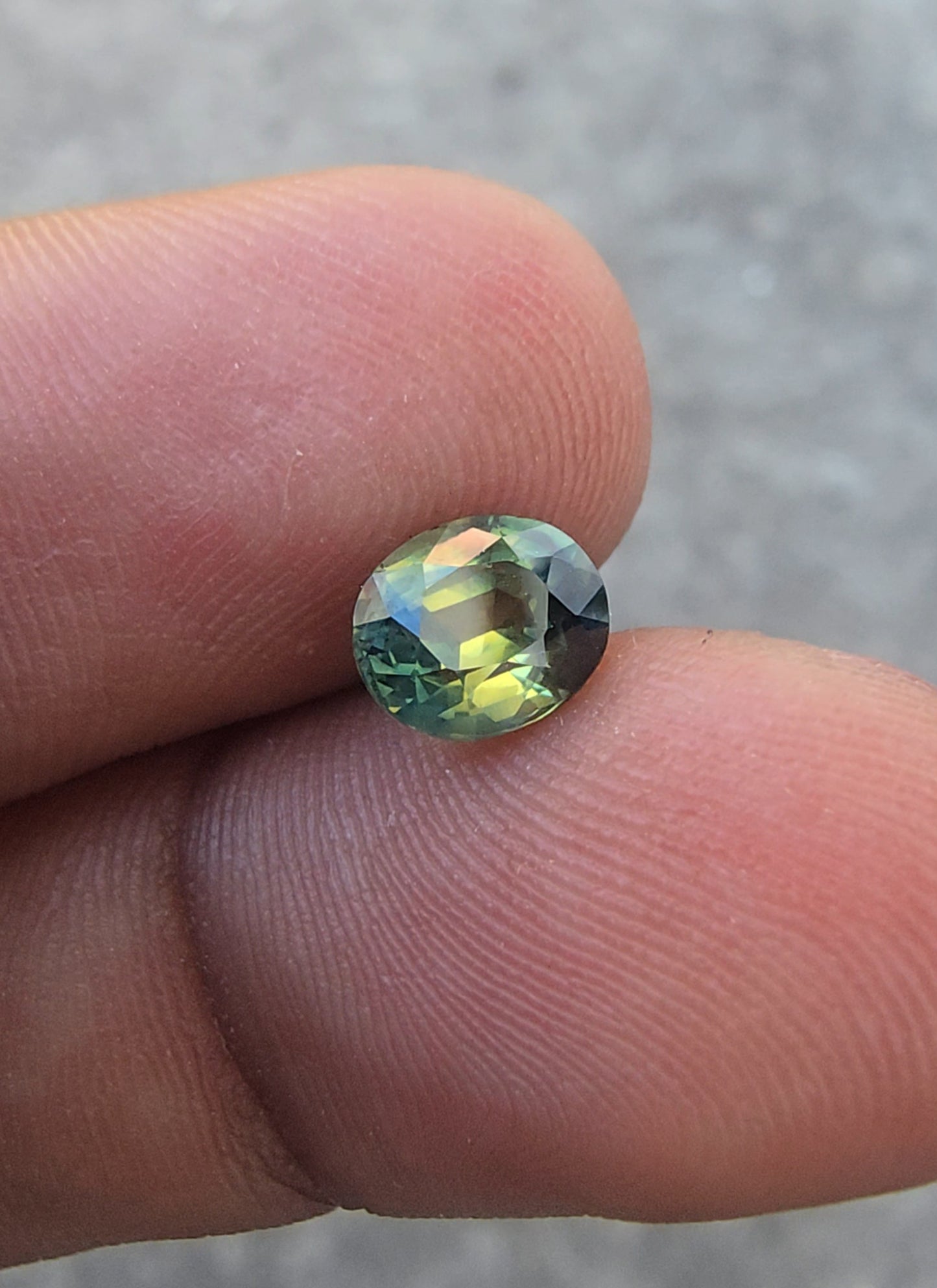 1.57ct Natural Bi-Colour Sapphire | Unheated | Oval Cut