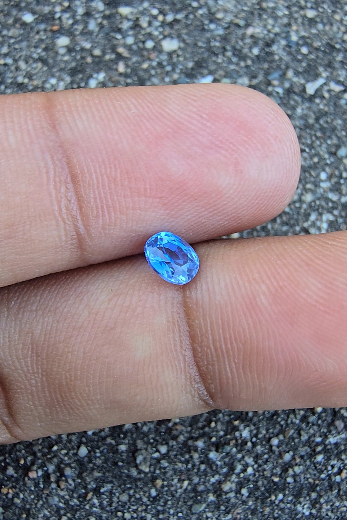 0.70ct Natural Blue Sapphire | Oval | Unheated